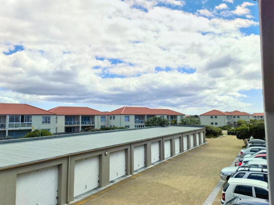 2 Bedroom Property for Sale in Capricorn Western Cape